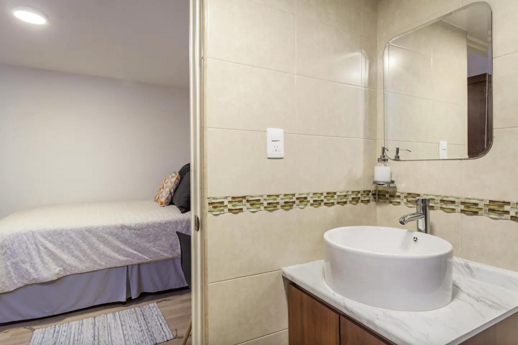 Bedroom With Private Bathroom In Roma Norte In Mexico City Exterior photo